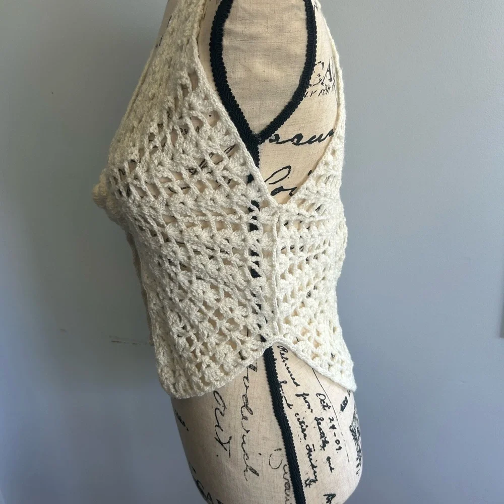 Handmade Cream Crochet Vest‎ - Picture 5 of 7